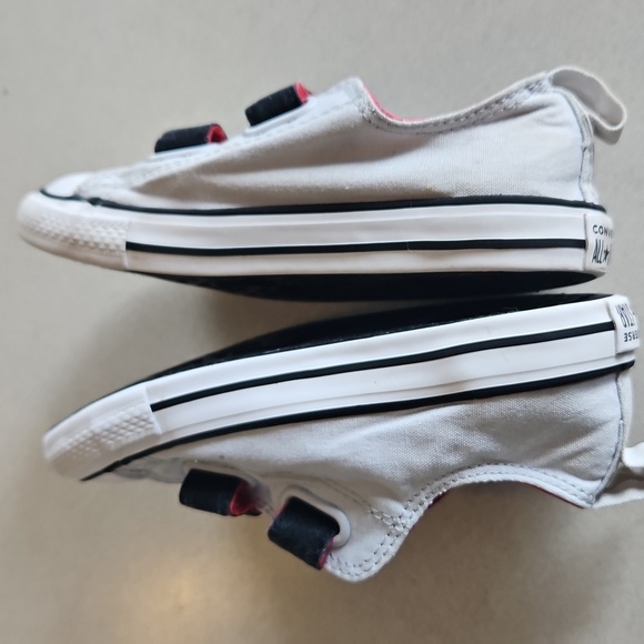 Toddler Converse Sneakers - Picture 8 of 14